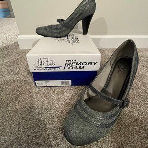 Mary Janes by Life Stride - size 9M